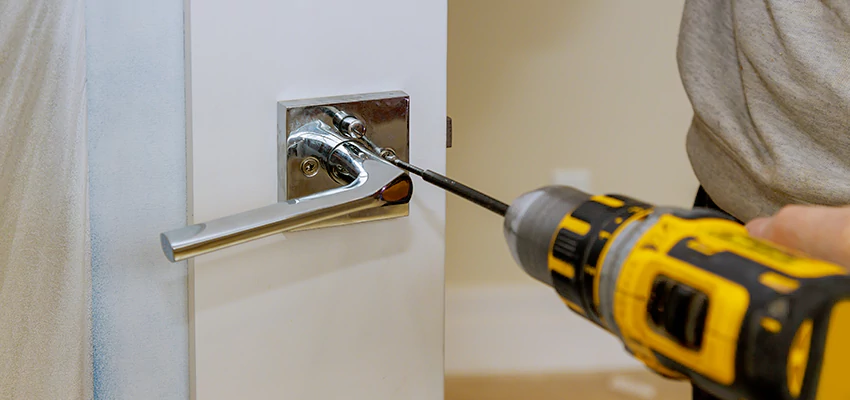 After-hours Locksmith  For Lock Troubleshooting in West Carson, California